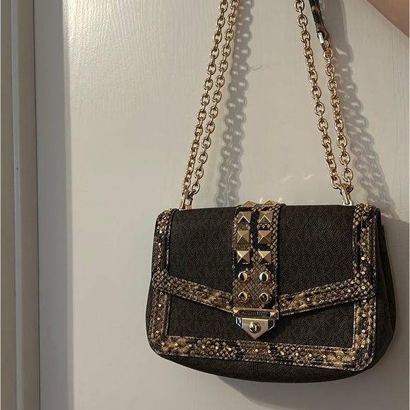 Michael Kors Handbags - Michael Kors handbag. NWOT